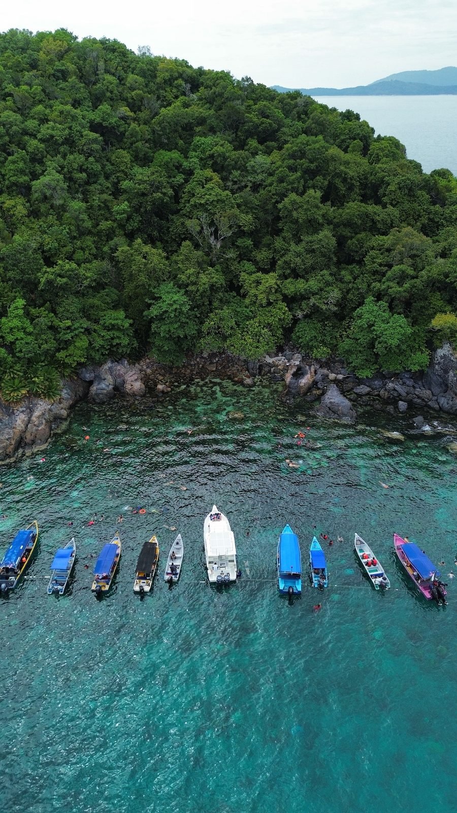Îles et récif